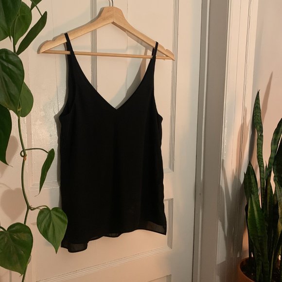Black Lined Chiffon Tank - Picture 4 of 8